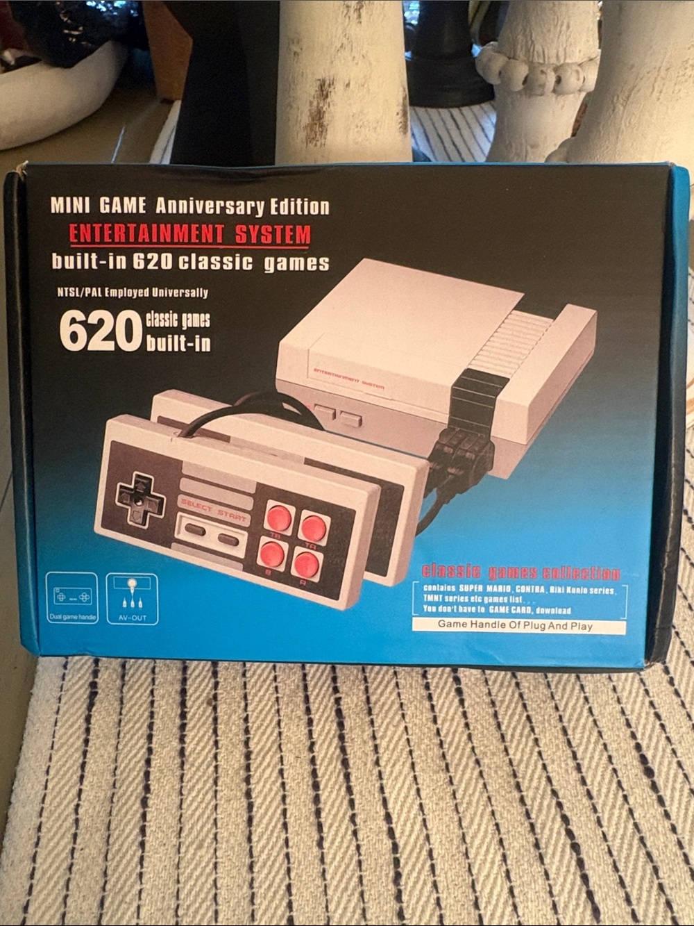 Classic Mini Game Console Anniversary Edition - White